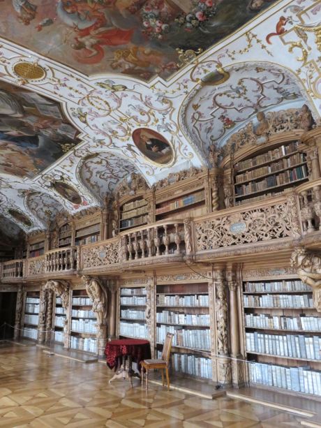Bibliothek der Zisterzienserinnen-Abtei Waldsassen